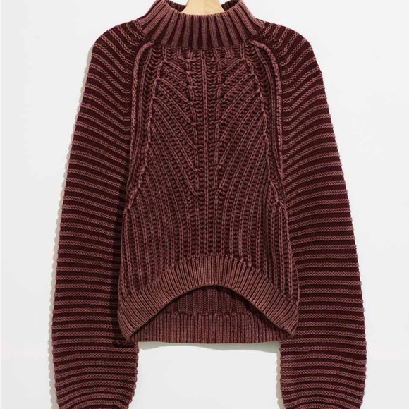 Free People Sweaters - Free People Sweetheart Rib Chunky Mock neck balloon sleeve Size XS